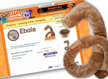‘Ebola’ de pelúcia faz sucesso e esgota no Reino Unido