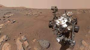 Robô da Nasa encontra moléculas com carbono em Marte
