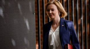 Primeira-ministra do Reino Unido renuncia ao cargo 45 dias depois da posse