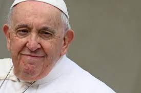 Papa Francisco diz que celibato dos padres é uma medida temporária e que pode ser revista￼