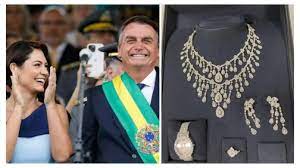 Polícia Federal intima Bolsonaro a depor no dia 5 de abril sobre joias recebidas da Arábia Saudita