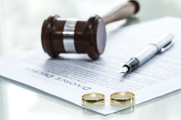 Bahia tem 2º maior no número de divórcios no Brasil; números de casamentos caem